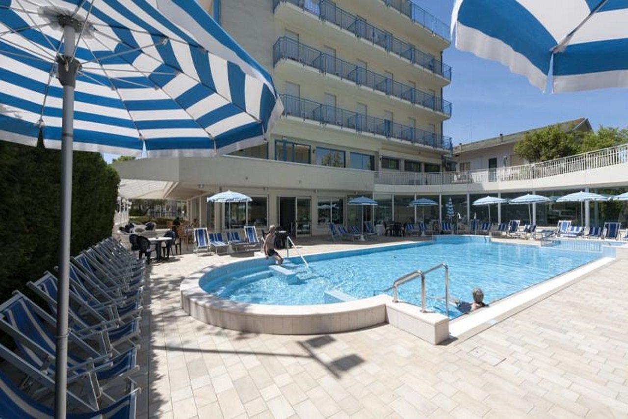 ليدو دي يسولو Hotel Miami المظهر الخارجي الصورة